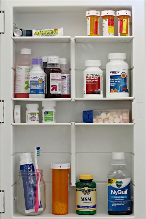 types of medical cabinets